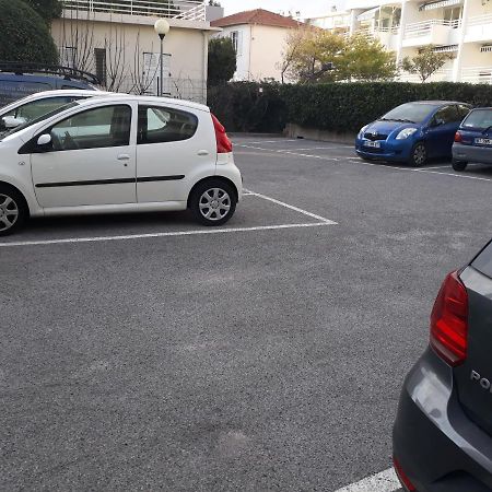 Le Palais Du Tropique Appartement Vue Mer 5E Etage Avec Ascenseur Juan-les-Pins Kültér fotó