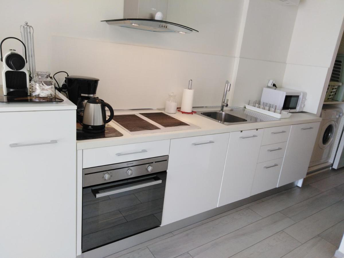 Le Palais Du Tropique Appartement Vue Mer 5E Etage Avec Ascenseur Juan-les-Pins Kültér fotó