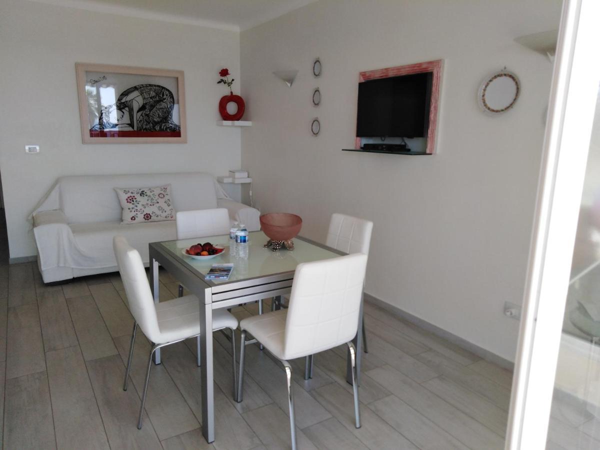 Le Palais Du Tropique Appartement Vue Mer 5E Etage Avec Ascenseur Juan-les-Pins Kültér fotó